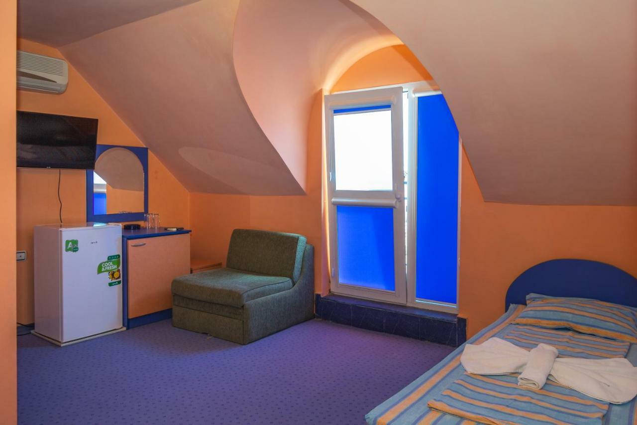 Dara Hotel Primorsko Ngoại thất bức ảnh